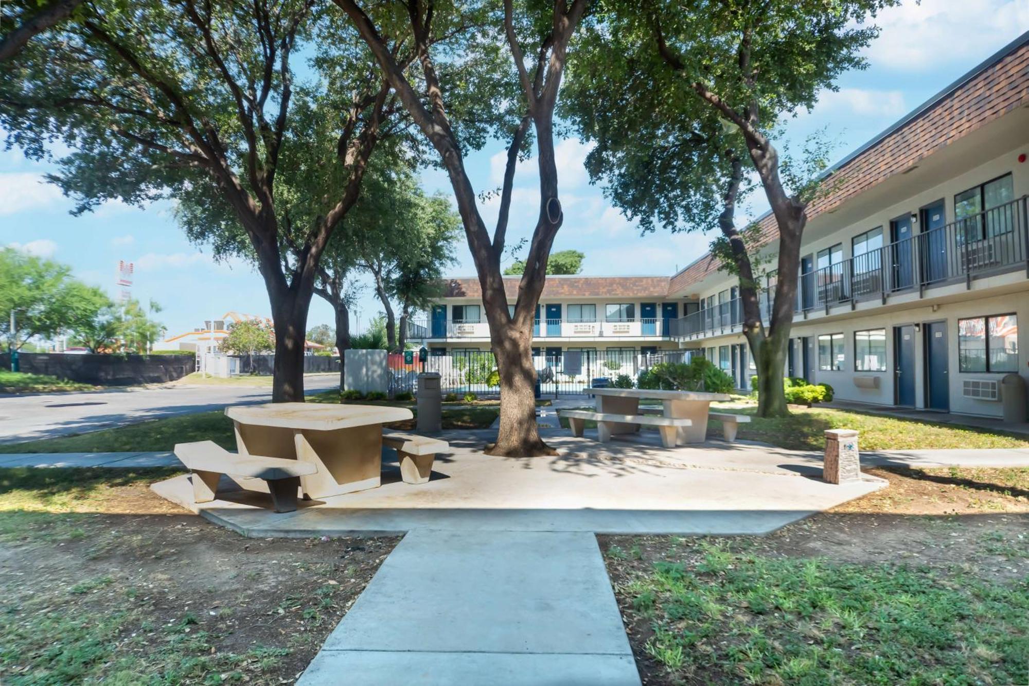 Motel 6-Del Rio, Tx מראה חיצוני תמונה